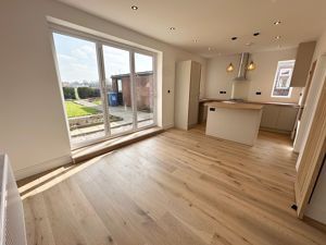 Dining Kitchen- click for photo gallery